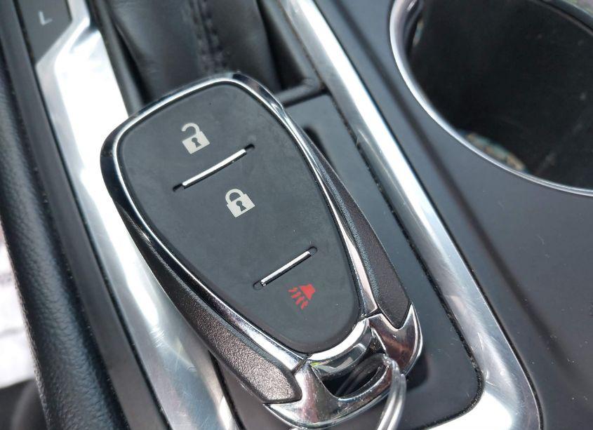 Photo 11 of 2018 Chevrolet Equinox LT (VIN 2GNAXSEV7J6258810)