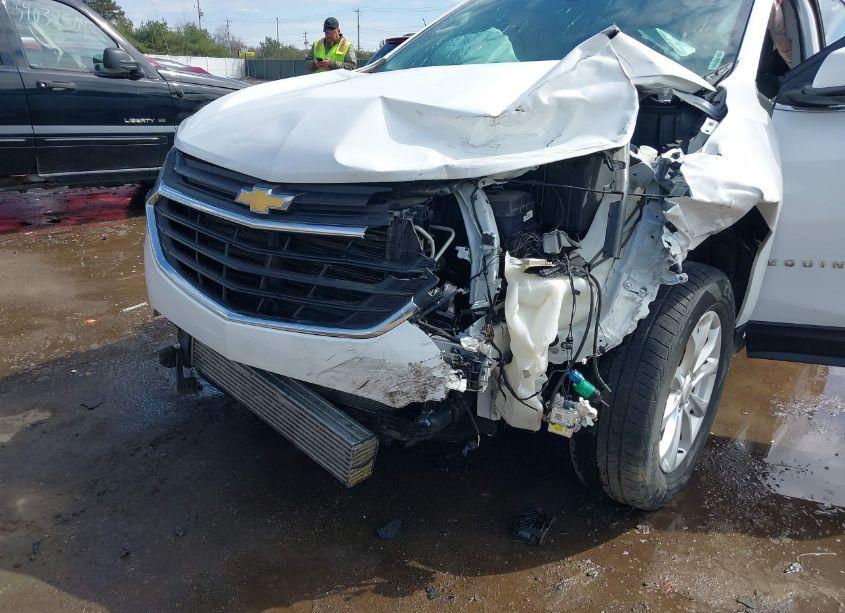 Photo 6 of 2018 Chevrolet Equinox LT (VIN 2GNAXSEV7J6258810)