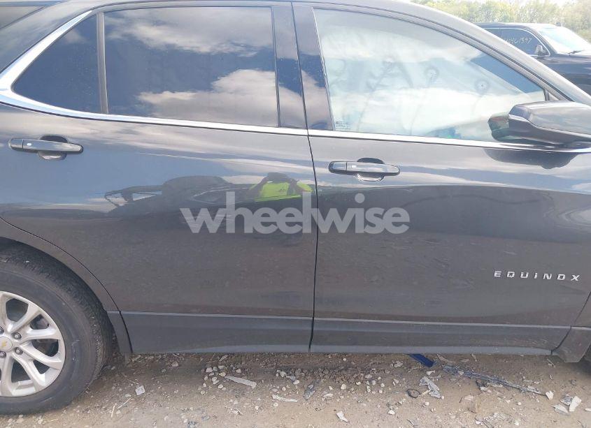 Photo 14 of 2018 Chevrolet Equinox LT (VIN 2GNAXSEV7J6259780)