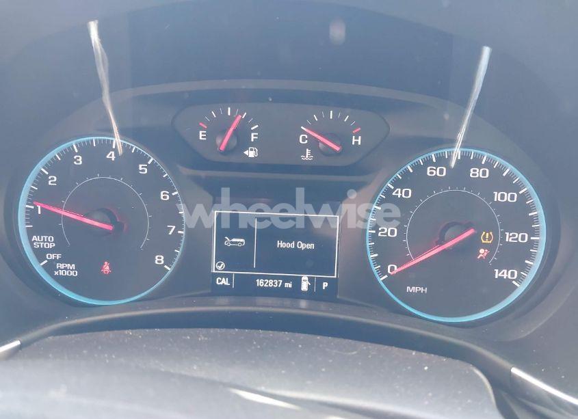 Photo 7 of 2018 Chevrolet Equinox LT (VIN 2GNAXSEV7J6259780)