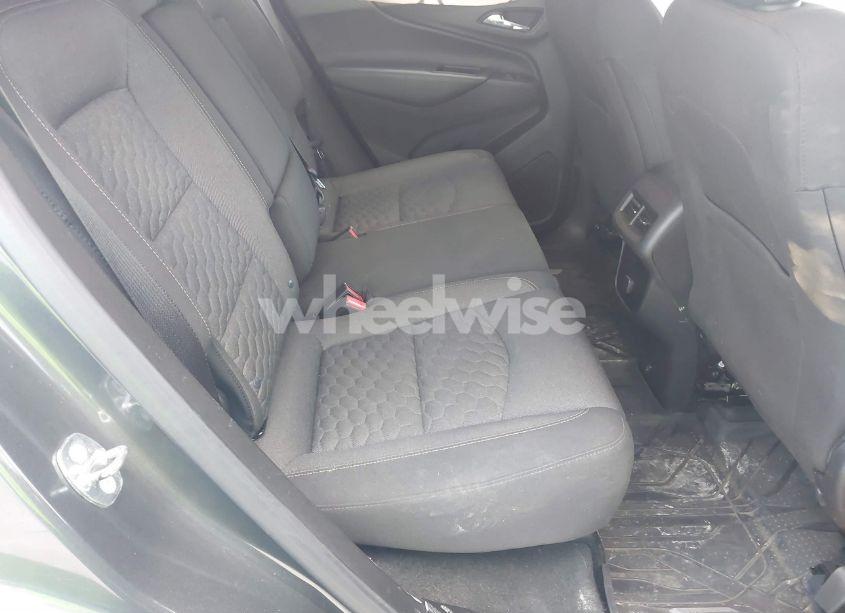 Photo 8 of 2018 Chevrolet Equinox LT (VIN 2GNAXSEV7J6259780)