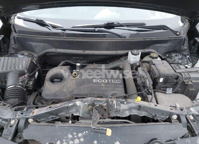 Photo 10 of 2018 Chevrolet Equinox LT (VIN 2GNAXSEV7J6277258)