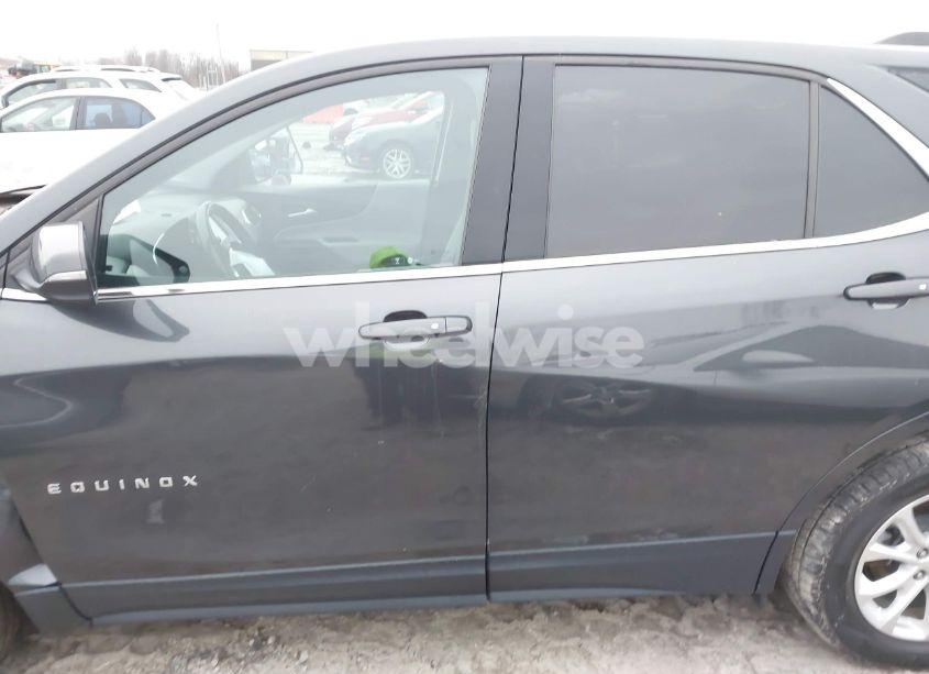 Photo 14 of 2018 Chevrolet Equinox LT (VIN 2GNAXSEV7J6277258)