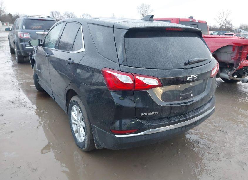 Photo 3 of 2018 Chevrolet Equinox LT (VIN 2GNAXSEV7J6310081)