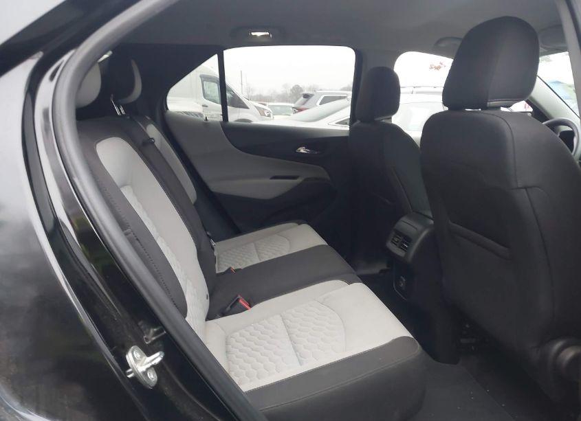 Photo 8 of 2019 Chevrolet Equinox LS (VIN 2GNAXSEV7K6251387)