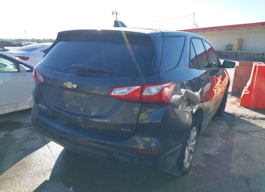 Photo 4 of 2019 Chevrolet Equinox LS (VIN 2GNAXSEV7K6268786)