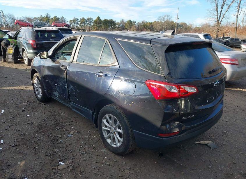 Photo 3 of 2020 Chevrolet Equinox AWD LS (VIN 2GNAXSEV7L6117058)