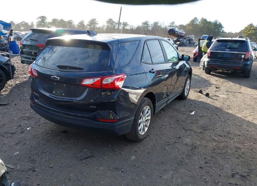 Photo 4 of 2020 Chevrolet Equinox AWD LS (VIN 2GNAXSEV7L6117058)