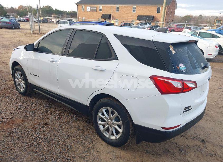 Photo 3 of 2020 Chevrolet Equinox AWD LS (VIN 2GNAXSEV7L6285623)