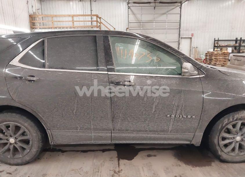 Photo 14 of 2018 Chevrolet Equinox LT (VIN 2GNAXSEV8J6136585)