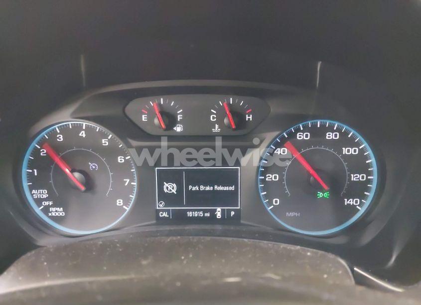 Photo 7 of 2018 Chevrolet Equinox LT (VIN 2GNAXSEV8J6136585)