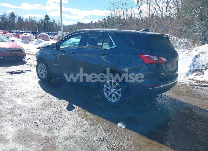 Photo 3 of 2018 Chevrolet Equinox LT (VIN 2GNAXSEV8J6215612)