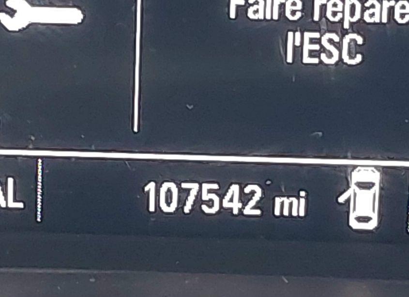 Photo 16 of 2018 Chevrolet Equinox LT (VIN 2GNAXSEV8J6230742)