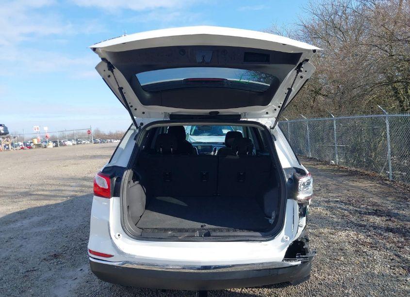 Photo 17 of 2018 Chevrolet Equinox LT (VIN 2GNAXSEV8J6230742)