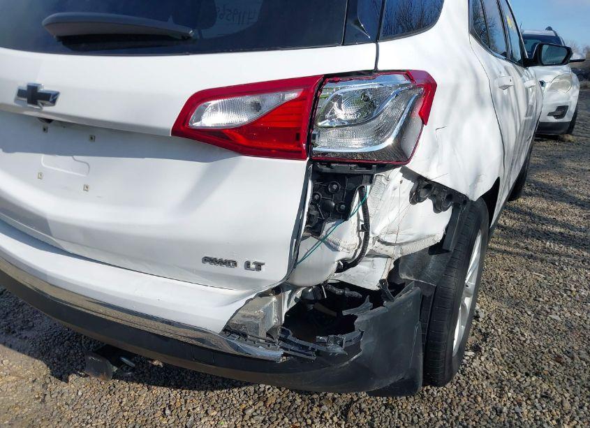 Photo 18 of 2018 Chevrolet Equinox LT (VIN 2GNAXSEV8J6230742)