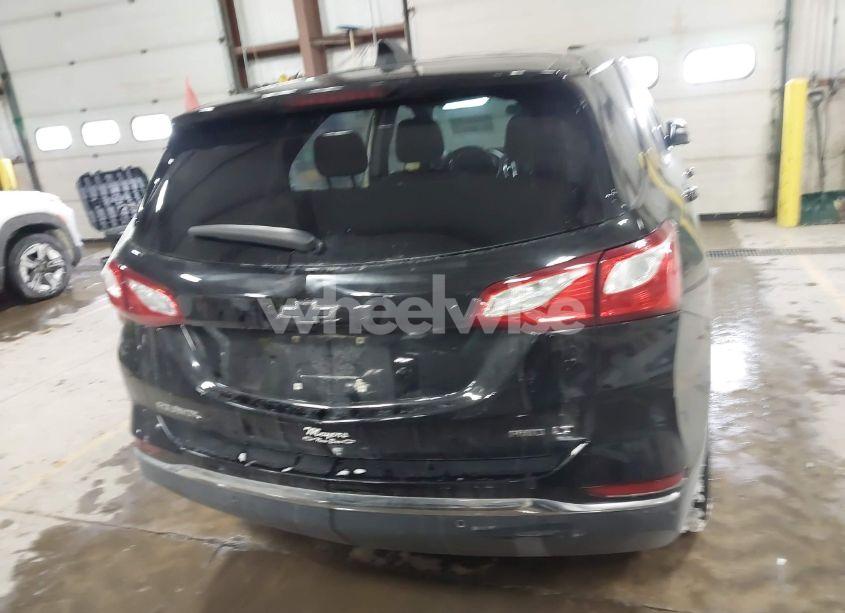 Photo 16 of 2018 Chevrolet Equinox LT (VIN 2GNAXSEV8J6235584)