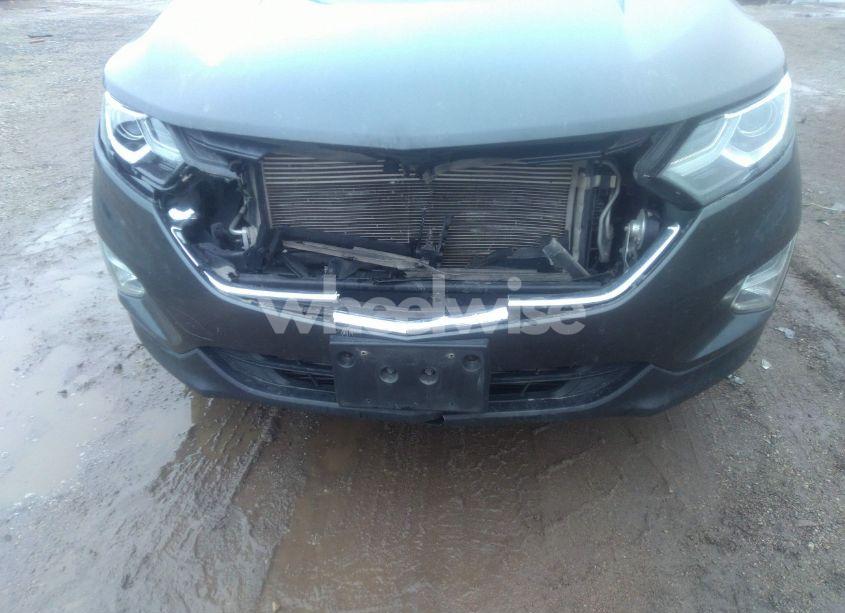 Photo 6 of 2018 Chevrolet Equinox LT (VIN 2GNAXSEV8J6273266)