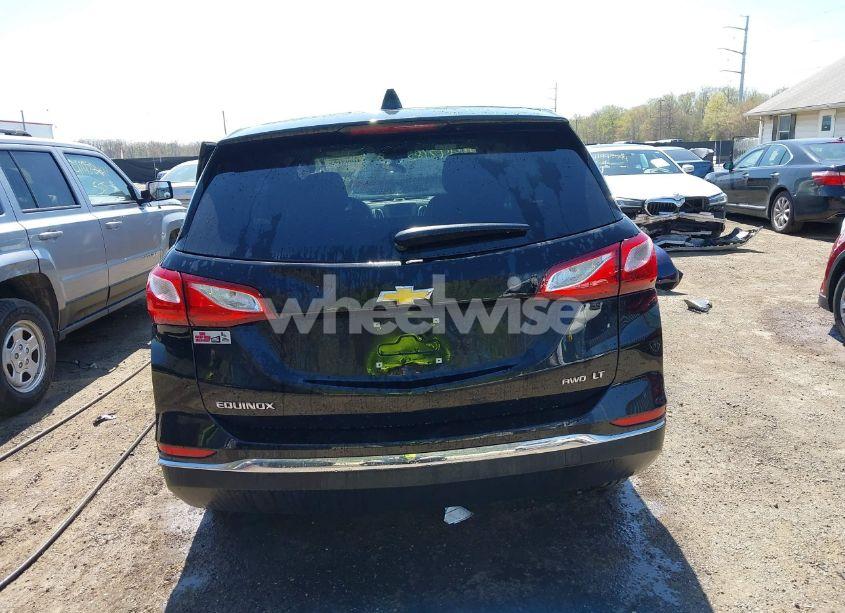 Photo 16 of 2018 Chevrolet Equinox LT (VIN 2GNAXSEV8J6288933)