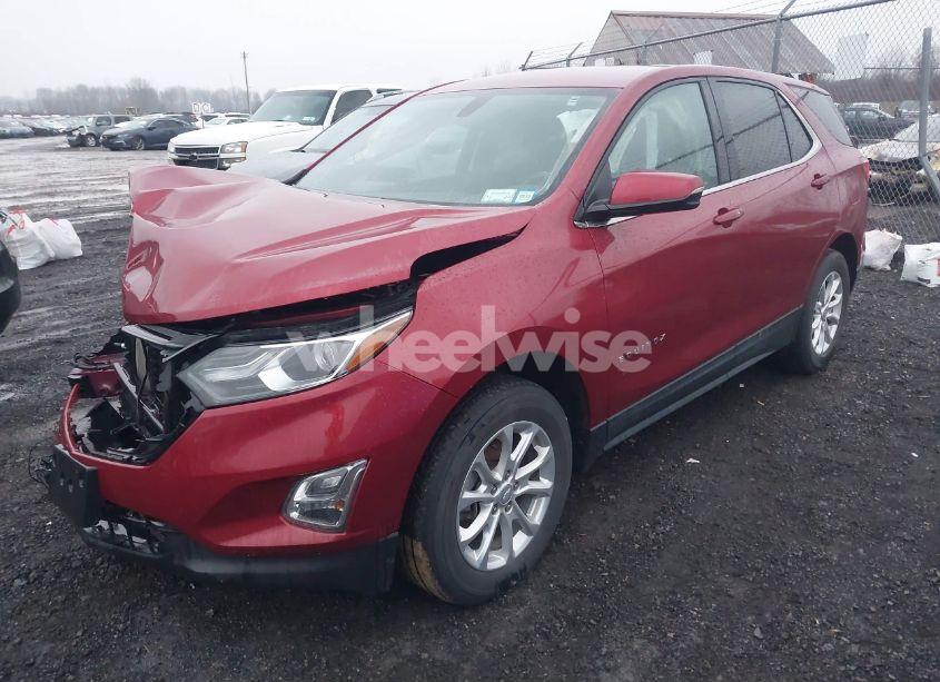 Photo 2 of 2018 Chevrolet Equinox LT (VIN 2GNAXSEV8J6306928)