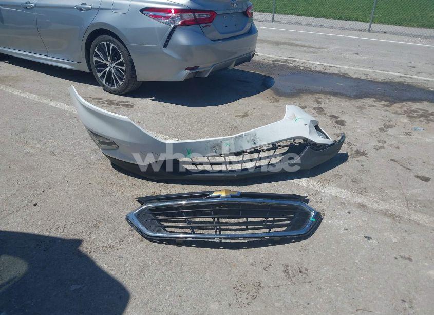 Photo 12 of 2018 Chevrolet Equinox LT (VIN 2GNAXSEV8J6323518)