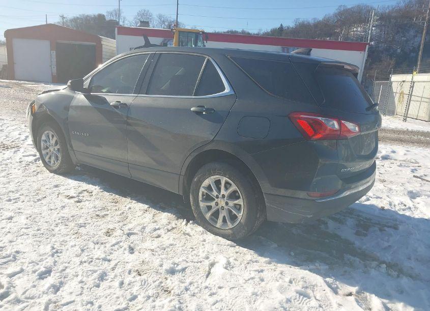 Photo 3 of 2018 Chevrolet Equinox LT (VIN 2GNAXSEV8J6349097)