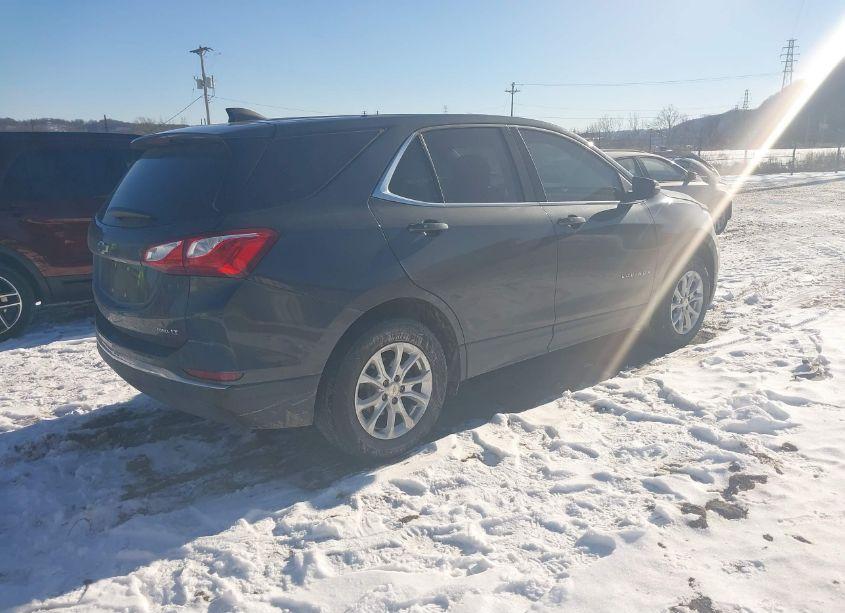 Photo 4 of 2018 Chevrolet Equinox LT (VIN 2GNAXSEV8J6349097)