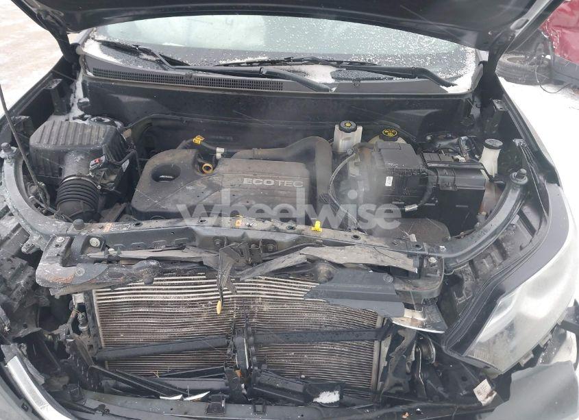 Photo 10 of 2019 Chevrolet Equinox LS (VIN 2GNAXSEV8K6117021)