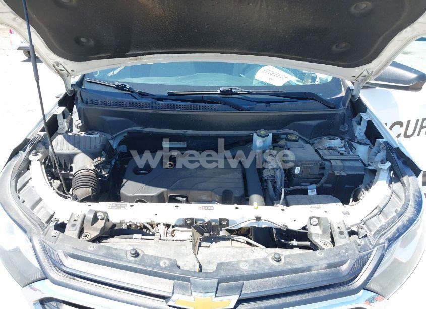 Photo 10 of 2019 Chevrolet Equinox LS (VIN 2GNAXSEV8K6145580)