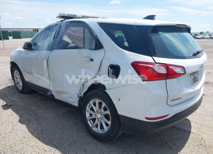 Photo 3 of 2019 Chevrolet Equinox LS (VIN 2GNAXSEV8K6145580)