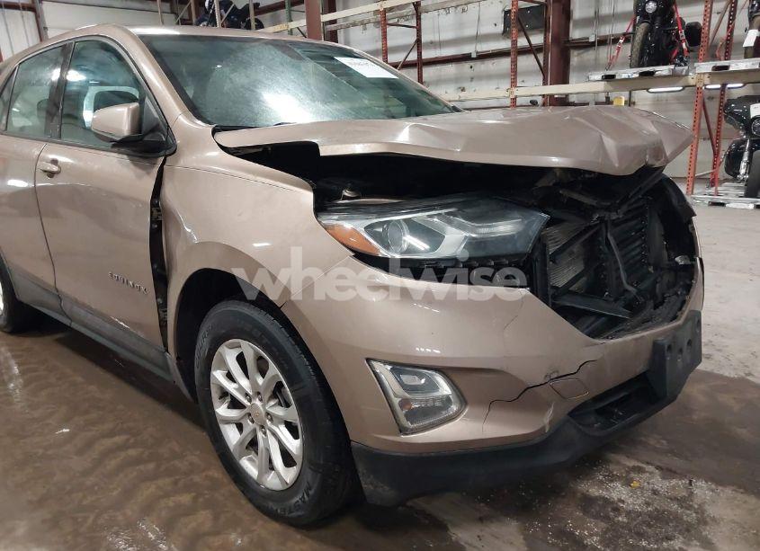 Photo 6 of 2019 Chevrolet Equinox LS (VIN 2GNAXSEV8K6291753)