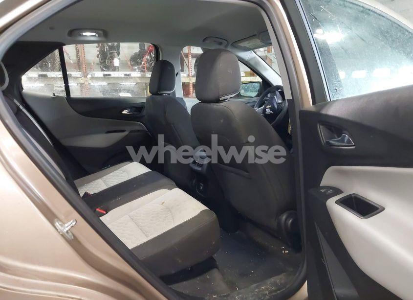 Photo 8 of 2019 Chevrolet Equinox LS (VIN 2GNAXSEV8K6291753)