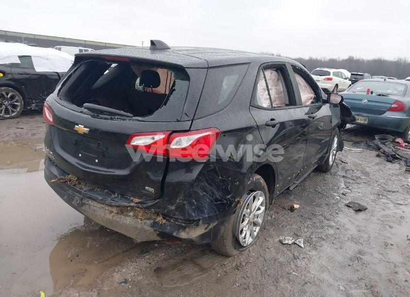 Photo 4 of 2020 Chevrolet Equinox AWD LS (VIN 2GNAXSEV8L6278406)