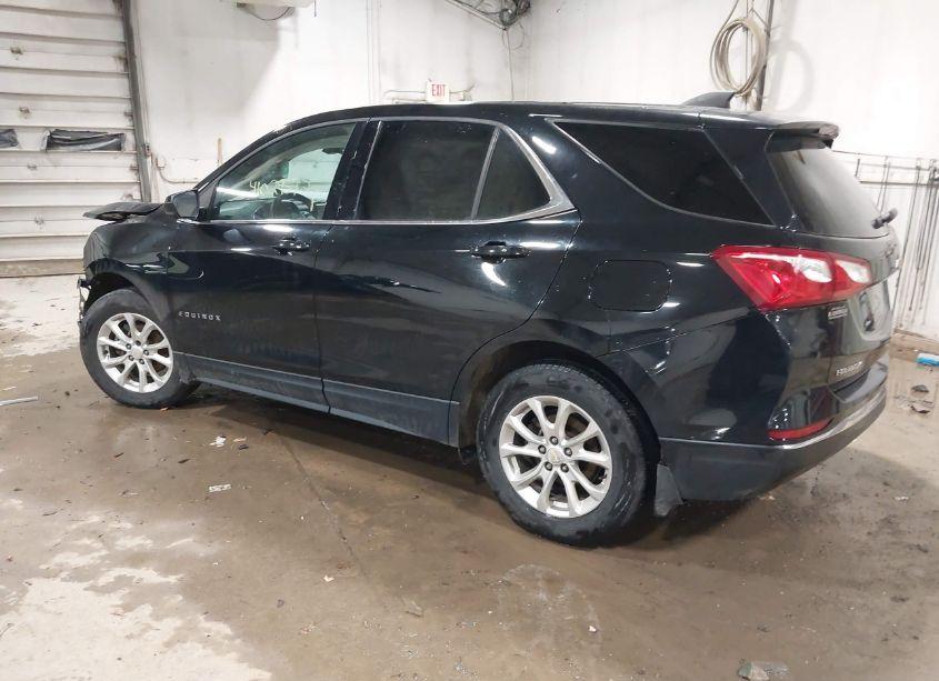 Photo 3 of 2018 Chevrolet Equinox LT (VIN 2GNAXSEV9J6157297)