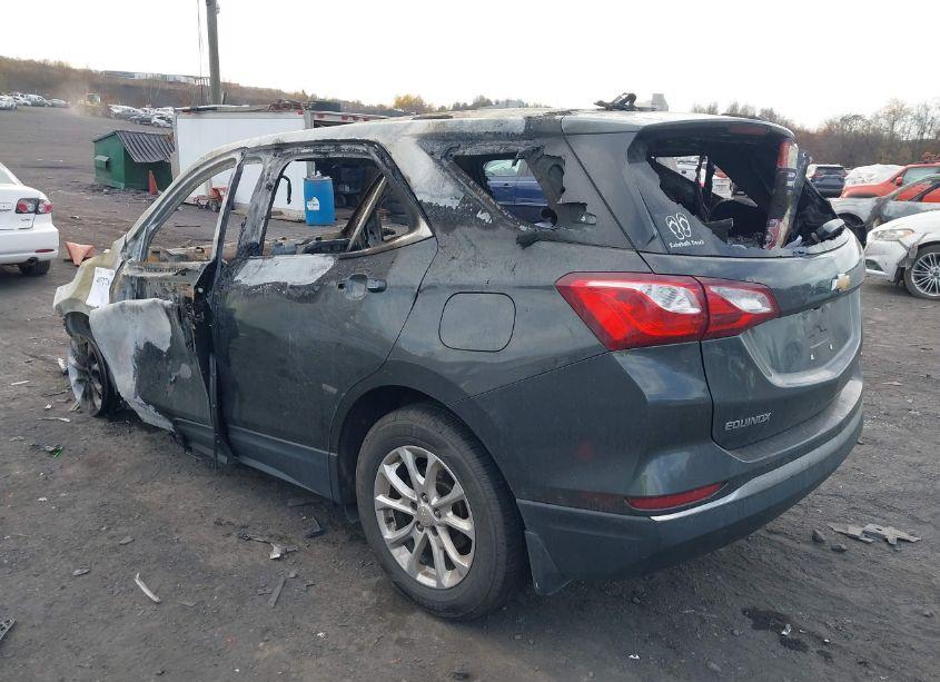 Photo 3 of 2018 Chevrolet Equinox LT (VIN 2GNAXSEV9J6237991)