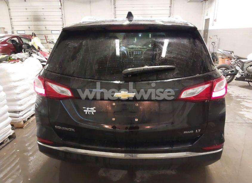 Photo 16 of 2018 Chevrolet Equinox LT (VIN 2GNAXSEV9J6333491)