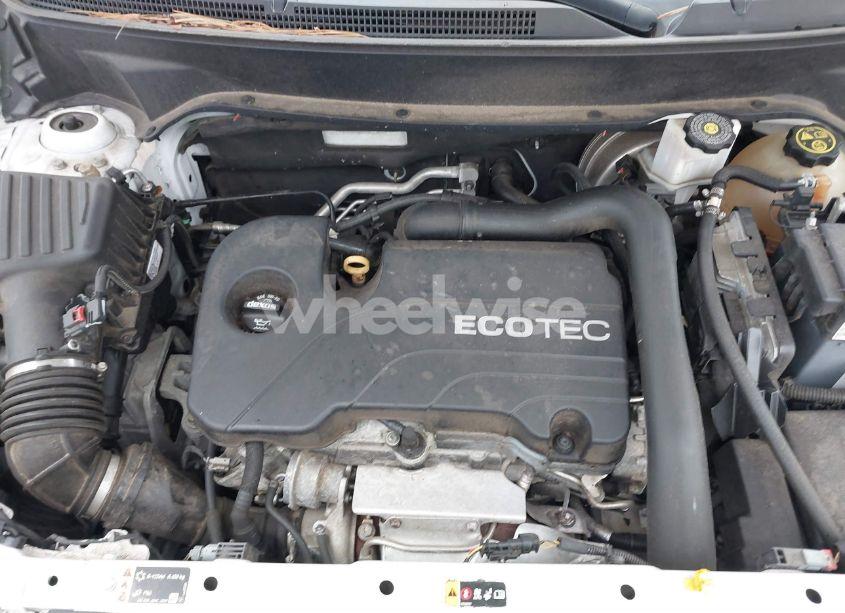 Photo 10 of 2019 Chevrolet Equinox LS (VIN 2GNAXSEV9K6138251)