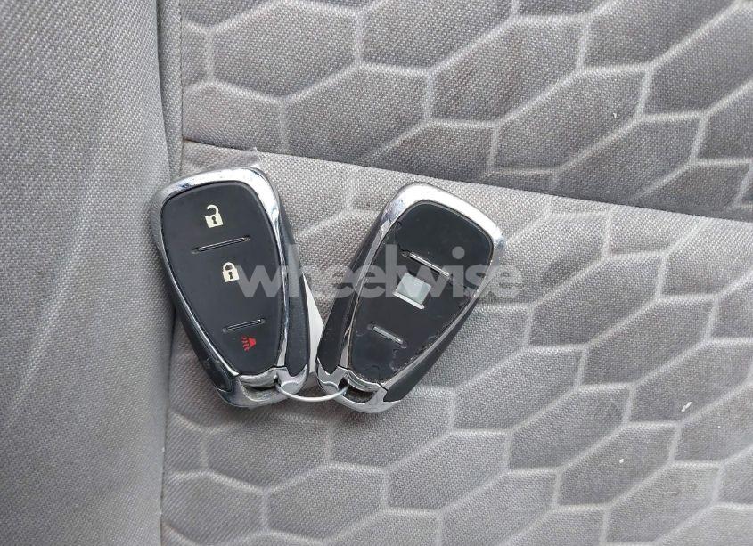 Photo 11 of 2019 Chevrolet Equinox LS (VIN 2GNAXSEV9K6138251)