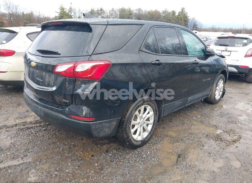 Photo 4 of 2019 Chevrolet Equinox LS (VIN 2GNAXSEV9K6197767)