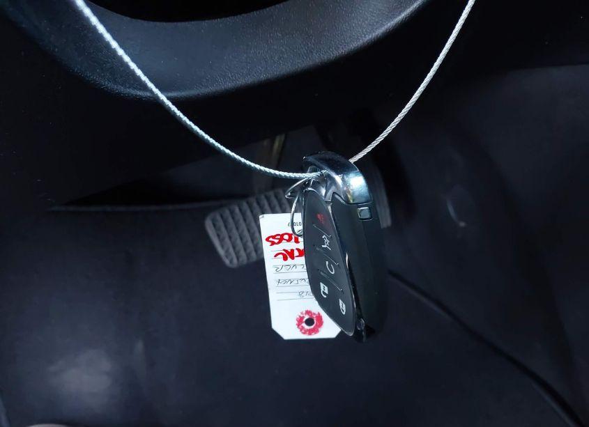 Photo 11 of 2018 Chevrolet Equinox LT (VIN 2GNAXSEVXJ6157129)