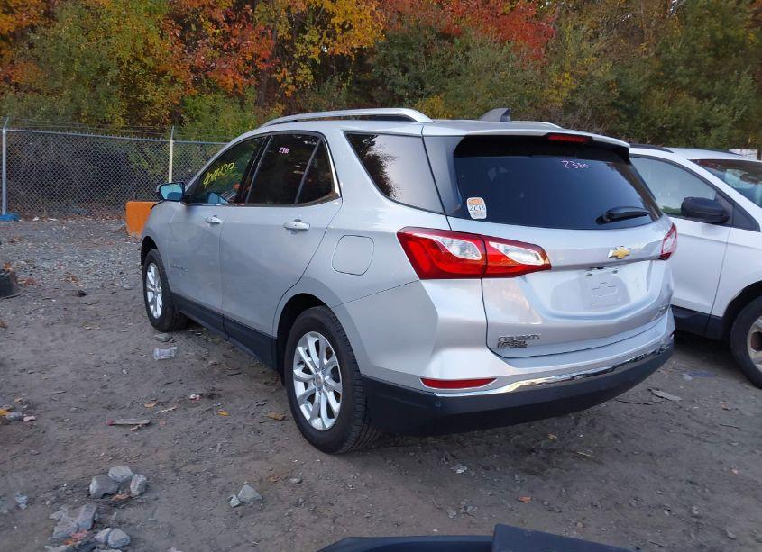 Photo 3 of 2018 Chevrolet Equinox LT (VIN 2GNAXSEVXJ6157129)