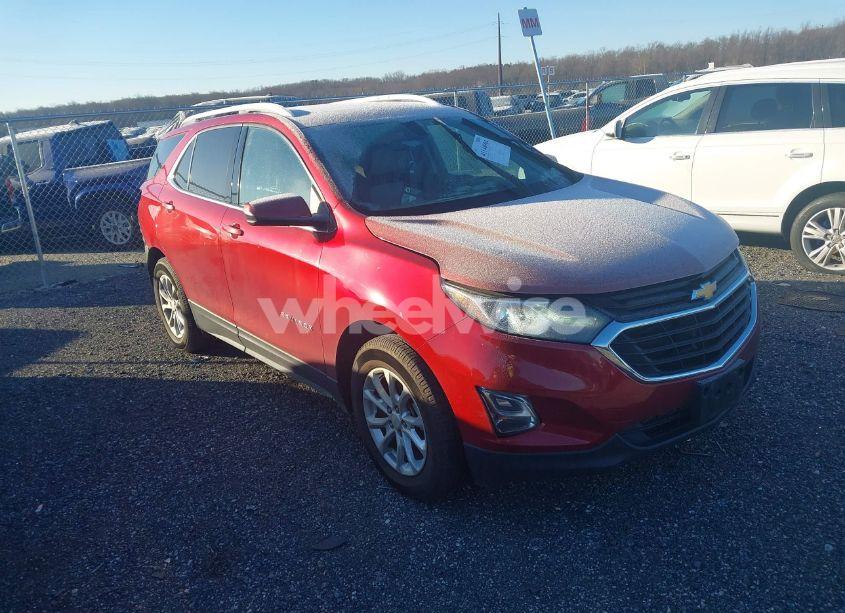 2018 Chevrolet Equinox LT (VIN 2GNAXSEVXJ6238325) main photo