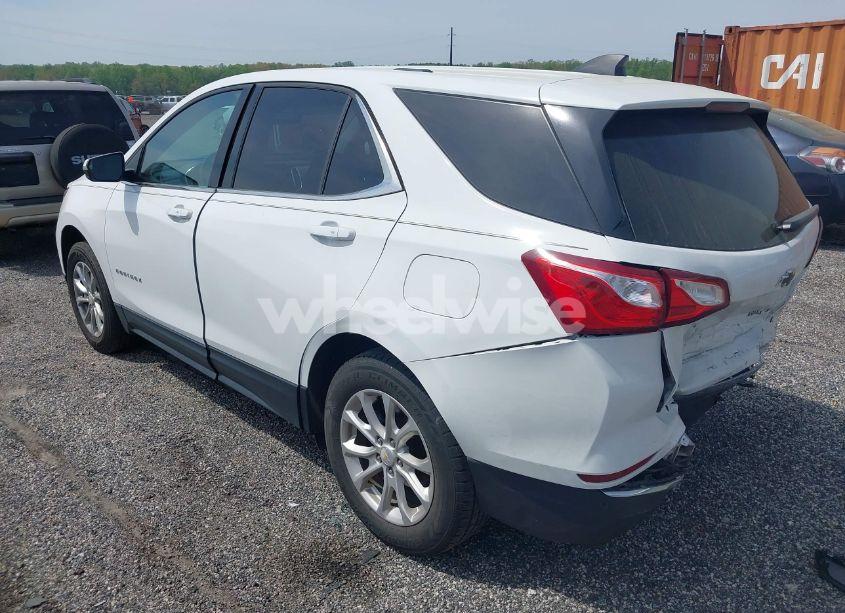 Photo 3 of 2018 Chevrolet Equinox LT (VIN 2GNAXSEVXJ6250457)