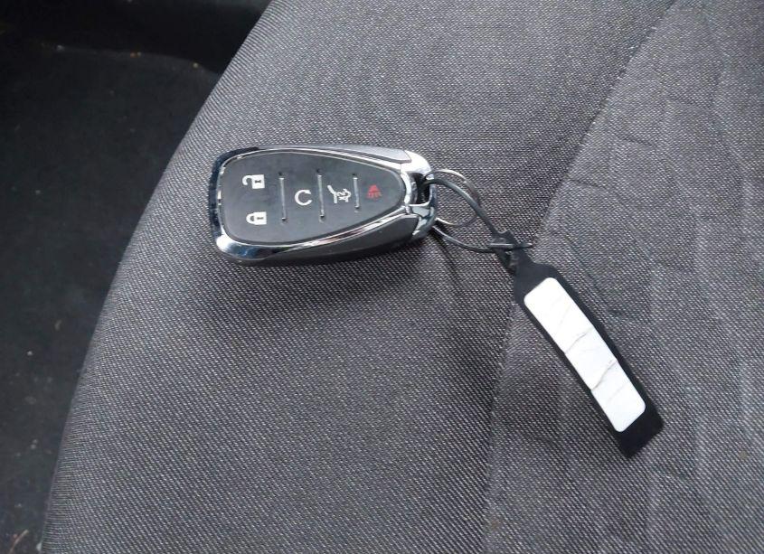 Photo 11 of 2018 Chevrolet Equinox LT (VIN 2GNAXSEVXJ6251611)