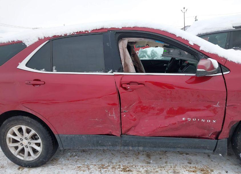 Photo 13 of 2018 Chevrolet Equinox LT (VIN 2GNAXSEVXJ6251611)