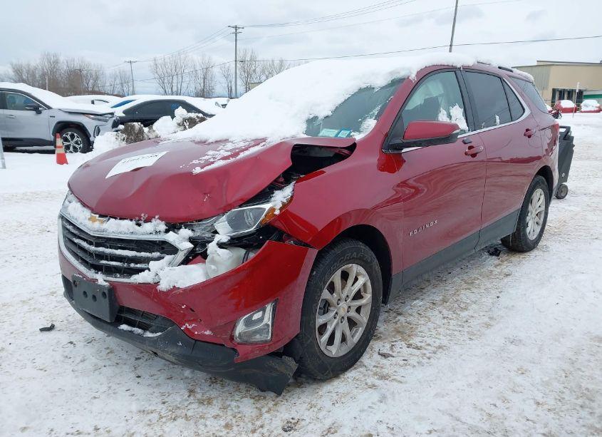 Photo 2 of 2018 Chevrolet Equinox LT (VIN 2GNAXSEVXJ6251611)