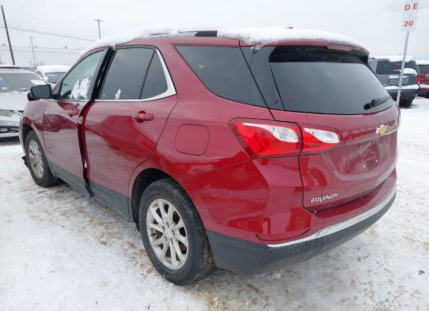 Photo 3 of 2018 Chevrolet Equinox LT (VIN 2GNAXSEVXJ6251611)