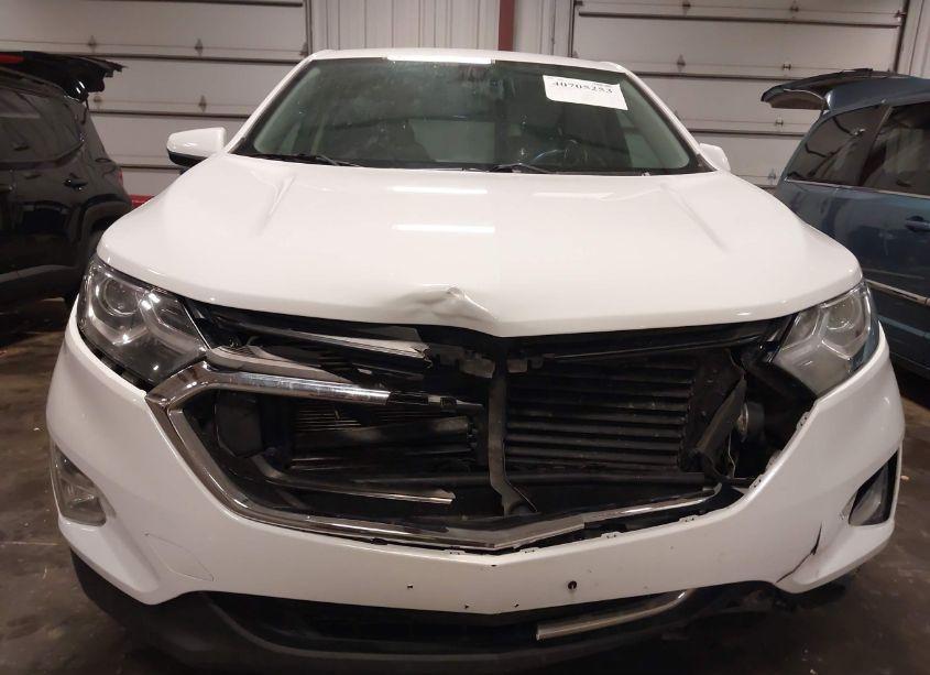 Photo 6 of 2018 Chevrolet Equinox LT (VIN 2GNAXSEVXJ6268716)