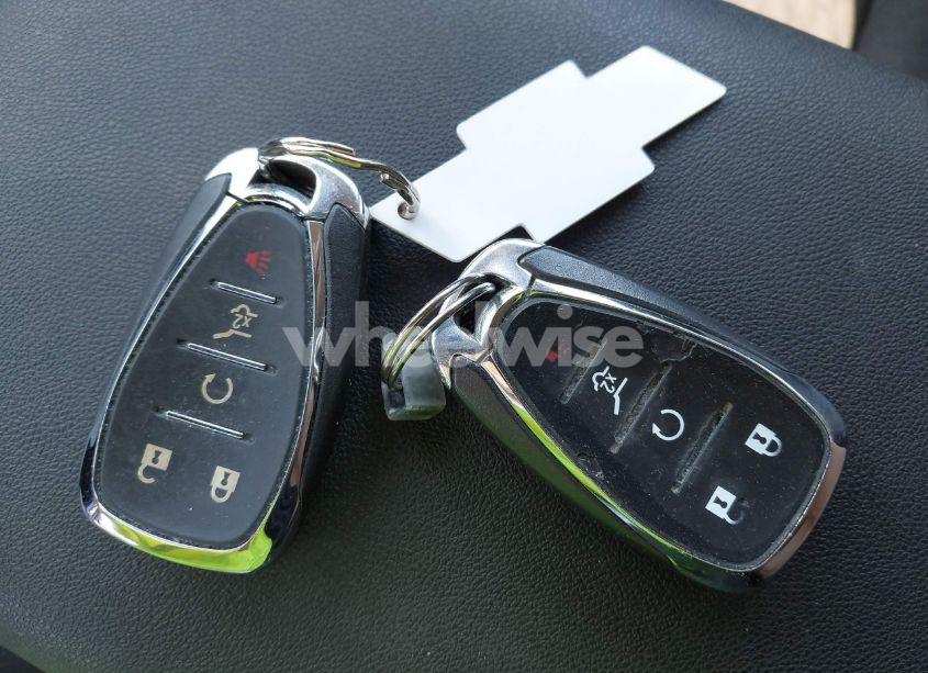 Photo 11 of 2018 Chevrolet Equinox LT (VIN 2GNAXSEVXJ6290473)