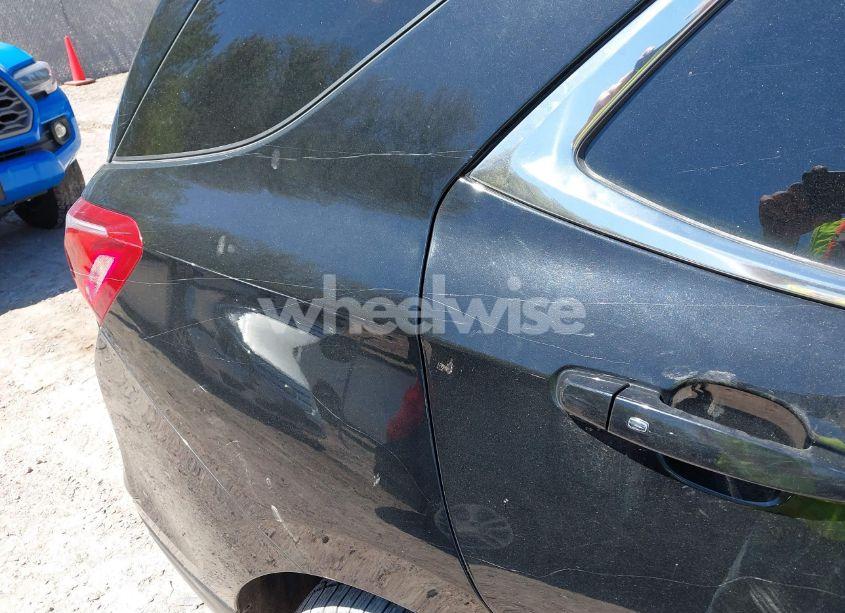 Photo 21 of 2018 Chevrolet Equinox LT (VIN 2GNAXSEVXJ6290473)