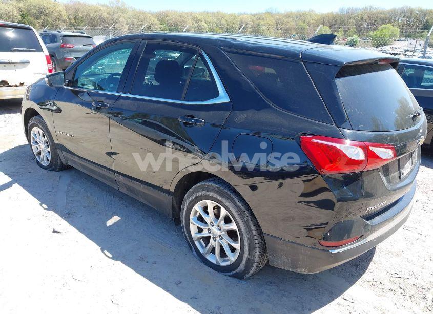 Photo 3 of 2018 Chevrolet Equinox LT (VIN 2GNAXSEVXJ6290473)